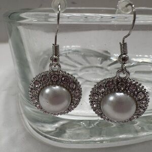 Elegant Silver and Pearl Crystal costume Earrings